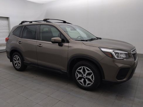 Used 2020 Subaru Forester Premium AWD/4WD image 11