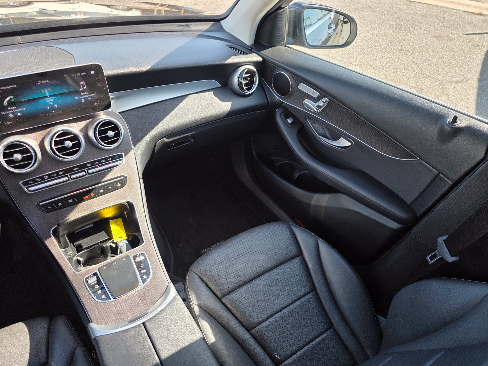Used 2021 Mercedes-Benz GLC 300 image 18