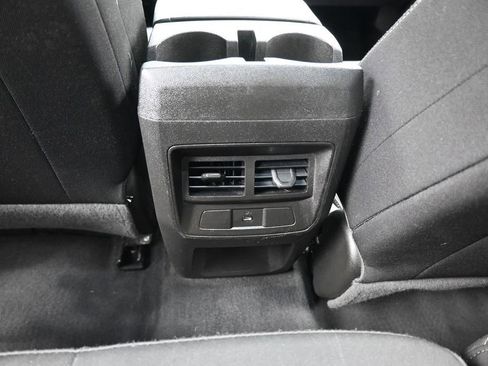 Used 2023 Chevrolet Colorado LT w/ LT Convenience Package II AWD/4WD image 42