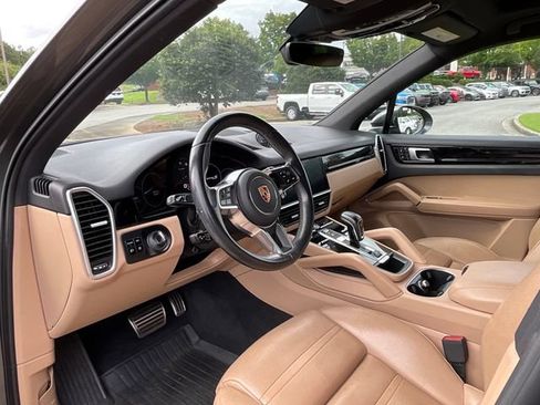 Used 2019 Porsche Cayenne S AWD/4WD image 31