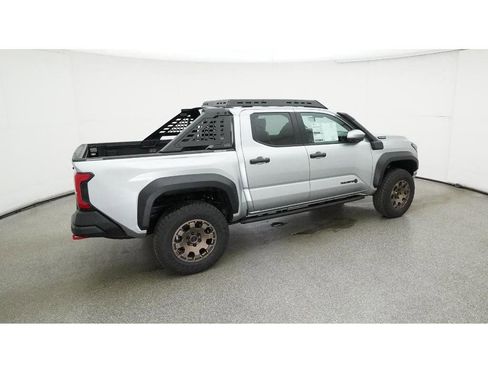 New 2025 Toyota Tacoma Trailhunter image 10