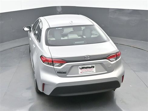Used 2026 Toyota Corolla LE image 29