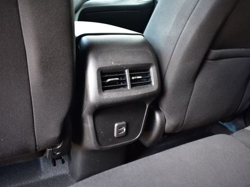 Used 2022 Chevrolet Equinox LT FWD image 23