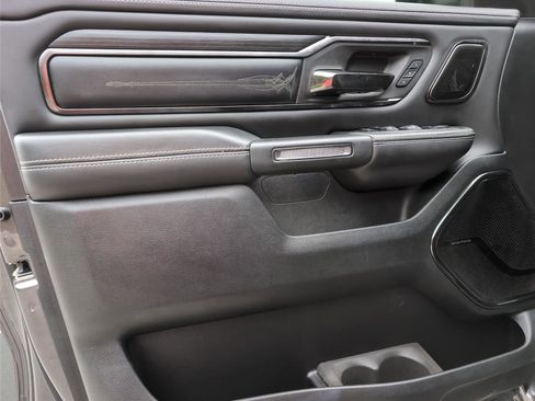 Used 2022 RAM 1500 Limited image 11