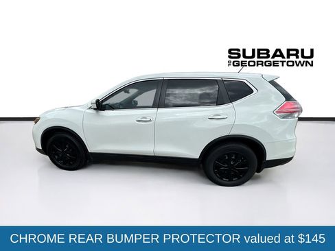 Used 2015 Nissan Rogue S w/ S Family Package image 4