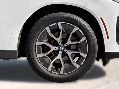 Used 2025 BMW X3 xDrive30i w/ Convenience Package AWD/4WD image 13