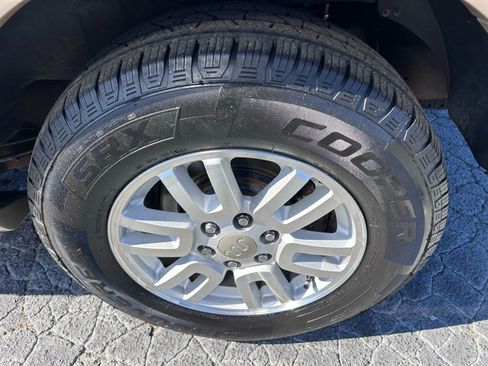 Used 2008 Ford Expedition King Ranch image 40