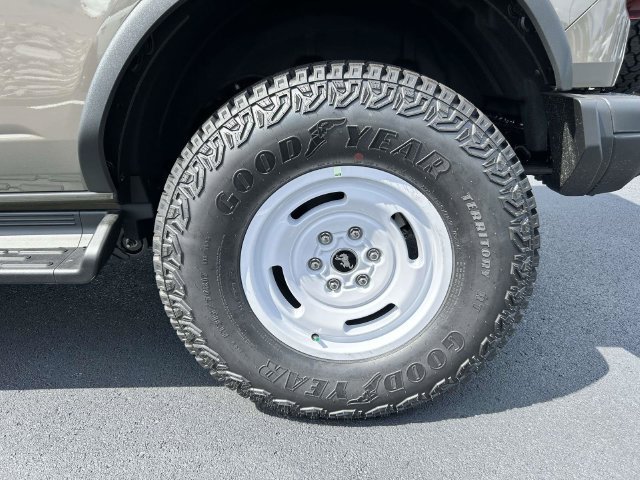 New 2026 Ford Bronco Heritage Edition AWD/4WD image 8