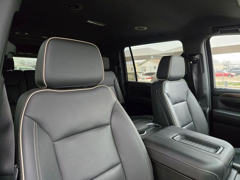 Certified 2023 Chevrolet Suburban Premier image 32