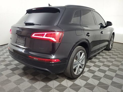 Used 2020 Audi Q5 Prestige w/ Prestige Package AWD/4WD image 6
