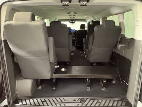 Used 2023 Ford Transit 350 XLT RWD image 30