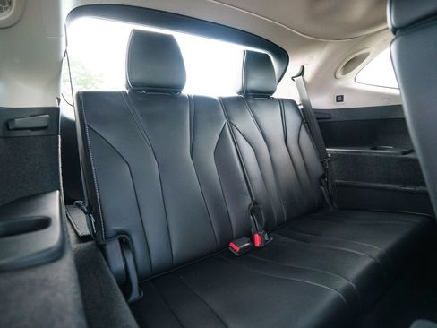 Certified 2023 Acura MDX SH-AWD w/ Advance Package image 39
