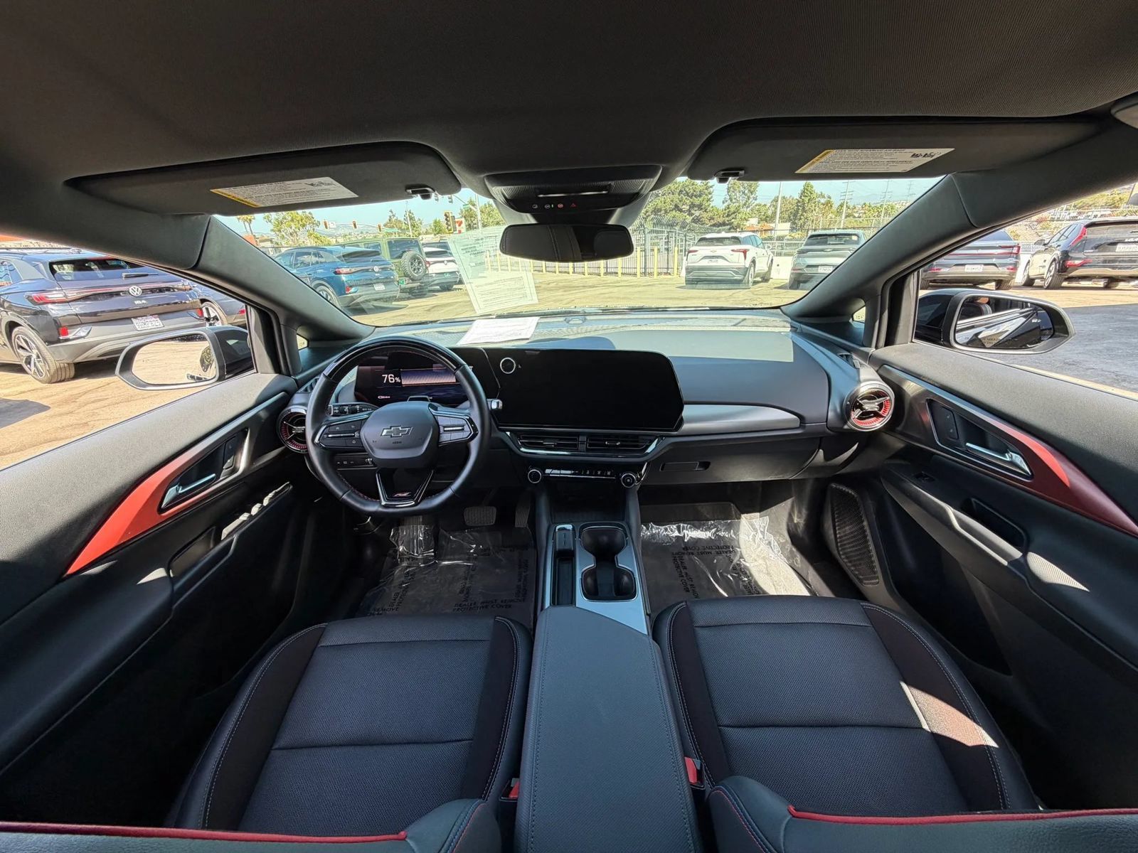 Used 2024 Chevrolet Equinox EV RS FWD image 33