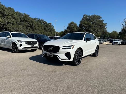 New 2026 Volvo XC60 B5 Plus w/ Protection Package Premier image 2