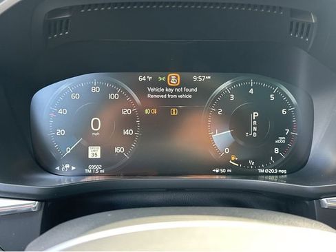 Used 2019 Volvo XC60 T6 Inscription w/ Protection Package Premier image 29