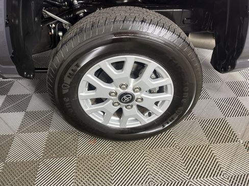 Certified 2025 Toyota Tacoma SR5 image 25