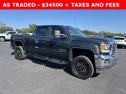 Used 2019 GMC Sierra 2500 4x4 Crew Cab w/ Sierra Convenience Package