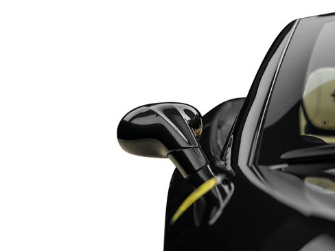 Used 2015 Ferrari California T RWD image 8