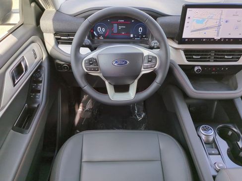 New 2026 Ford Explorer Active w/ Active Comfort Package RWD image 16