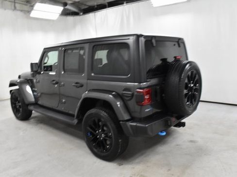 Used 2022 Jeep Wrangler Unlimited Sahara w/ Cold Weather Group image 7