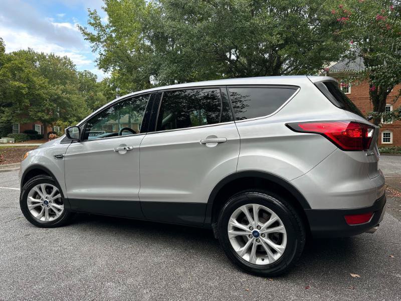 Used 2019 Ford Escape SE FWD image 9