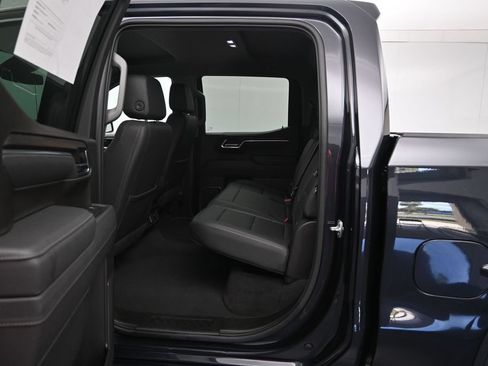 Certified 2025 GMC Sierra 1500 SLT AWD/4WD image 23