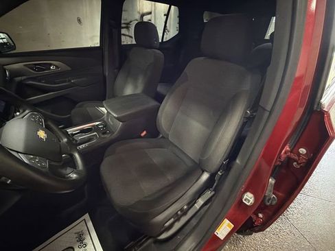 Certified 2023 Chevrolet Traverse LT image 11