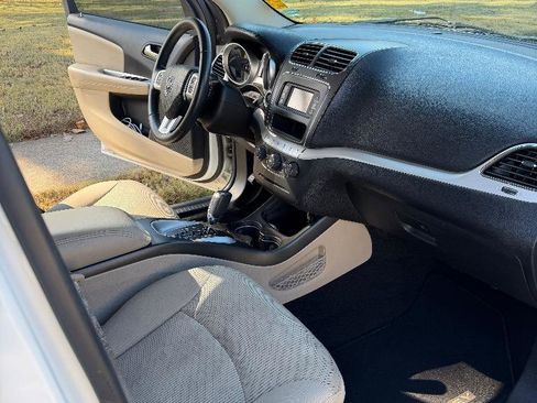 Used 2015 Dodge Journey American Value Package w/ Flexible Seating Group image 7