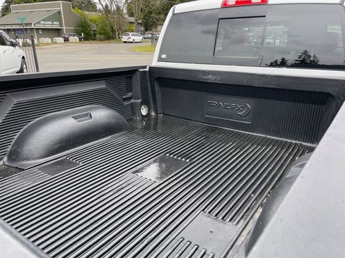 Used 2019 RAM 1500 Big Horn image 19