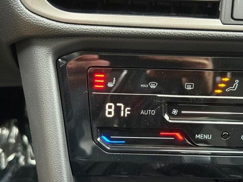 New 2026 Volkswagen Taos SE AWD/4WD image 13