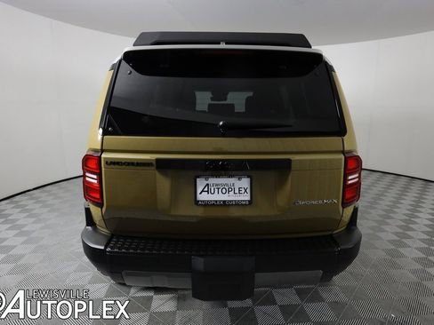 Used 2024 Toyota Land Cruiser image 6