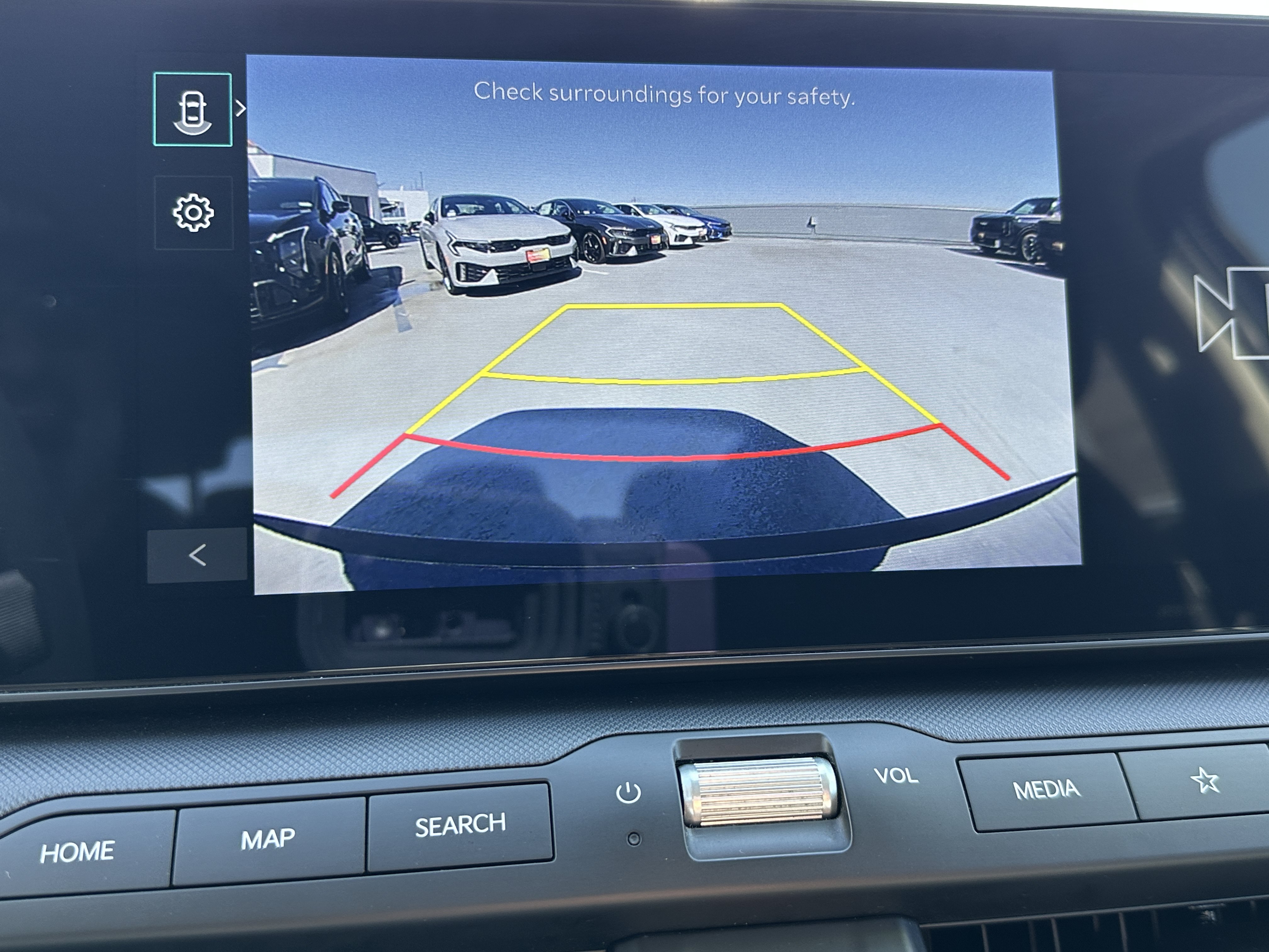 Used 2025 Kia K4 FWD image 32