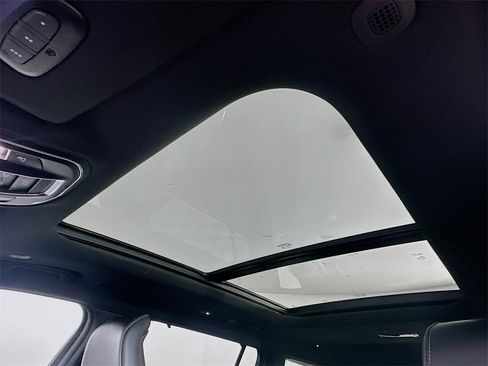 New 2025 Jeep Grand Cherokee L Overland image 14