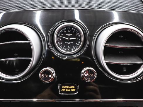 Used 2016 Bentley Flying Spur V8 image 36