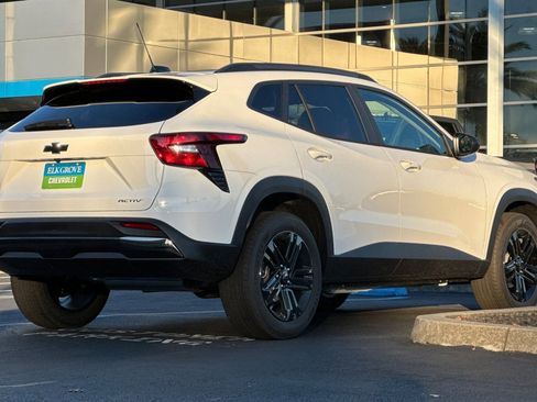 New 2026 Chevrolet Trax ACTIV w/ Driver Confidence Package image 3