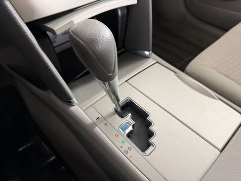 Used 2011 Toyota Camry LE image 18