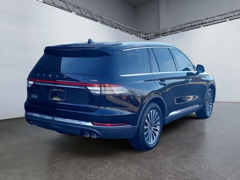 Used 2023 Lincoln Aviator Reserve w/ Equipment Group 201A image 3