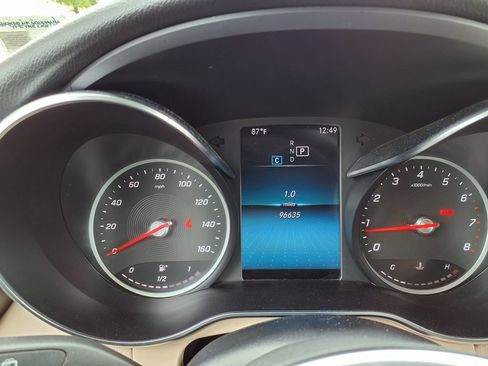 Used 2020 Mercedes-Benz GLC 300 image 23
