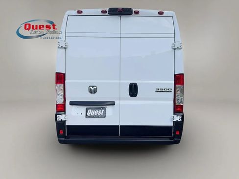 Used 2023 RAM ProMaster 3500 w/ Driver Convenience Group FWD image 4