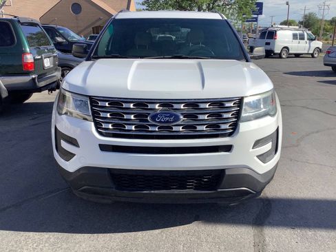 Used 2017 Ford Explorer 4WD image 4