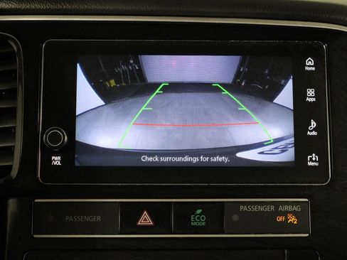 Used 2019 Mitsubishi Outlander SE image 27