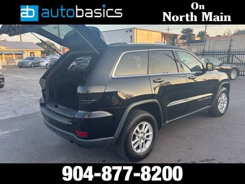 Used 2018 Jeep Grand Cherokee Laredo image 6