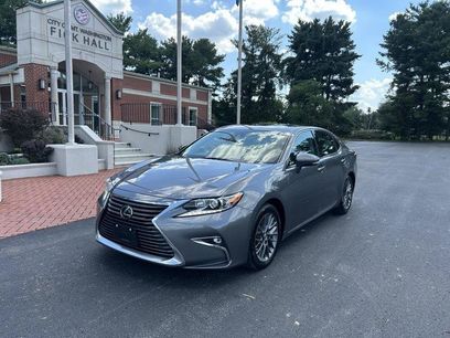 Used 2018 Lexus ES 350 w/ Navigation System Package