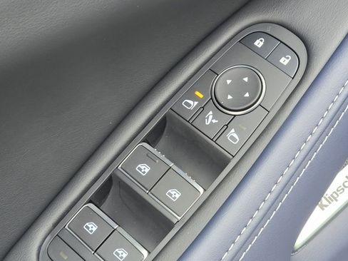 New 2026 INFINITI QX60 Sport image 28