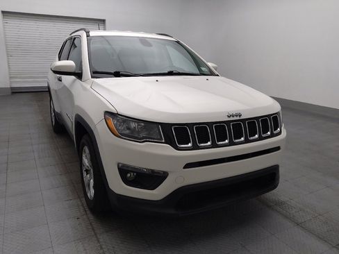 Used 2020 Jeep Compass Latitude w/ Popular Equipment Group FWD image 14