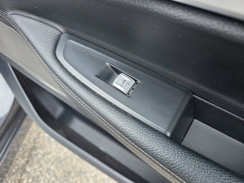 Used 2019 BMW 740i xDrive AWD/4WD image 37