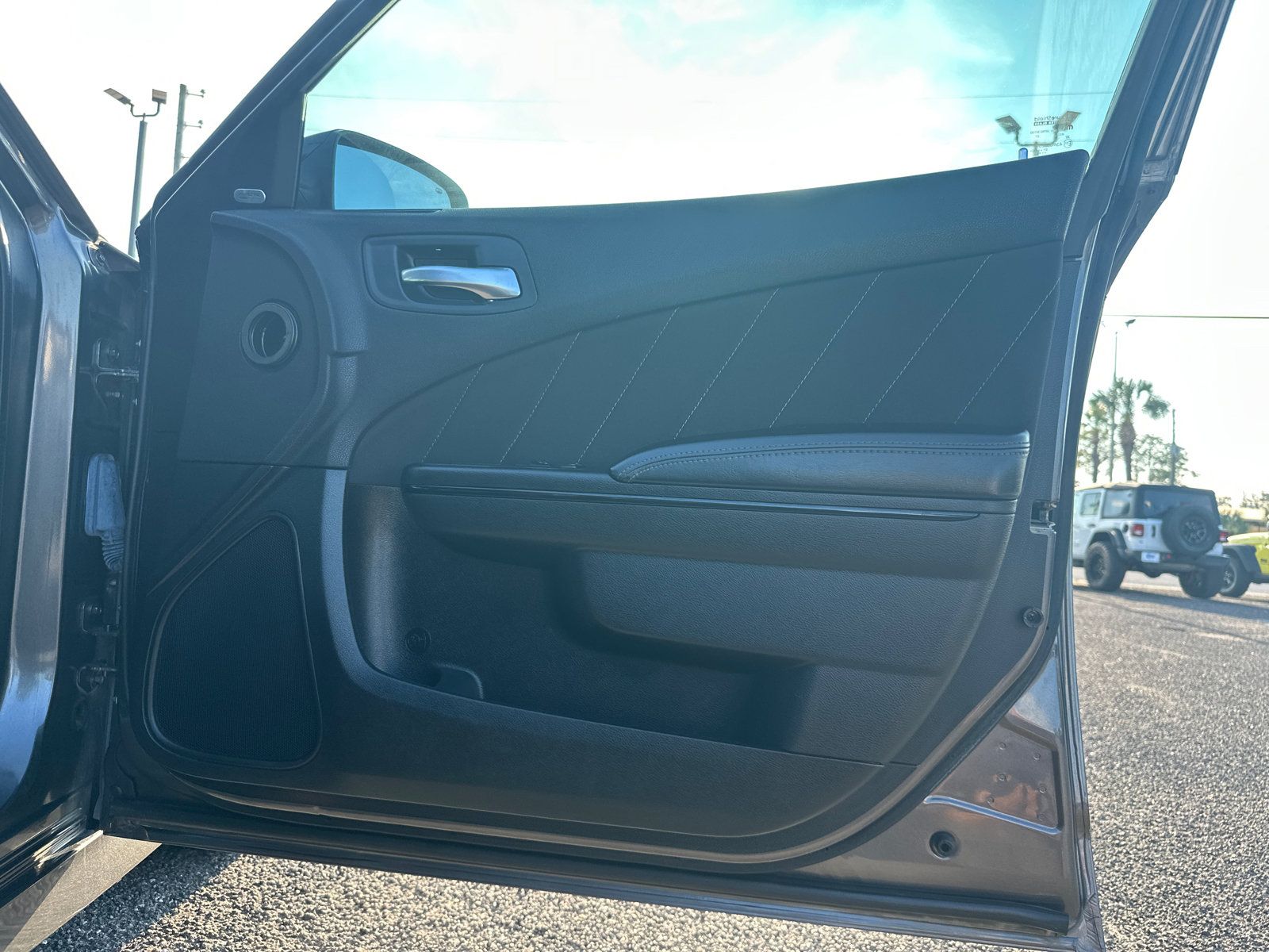 Used 2021 Dodge Charger R/T w/ Blacktop Package RWD image 15
