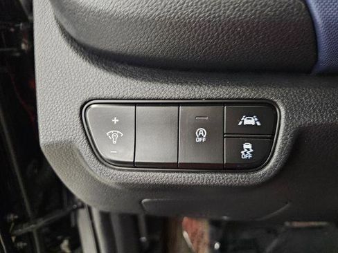 Used 2021 Kia Seltos S AWD/4WD image 14