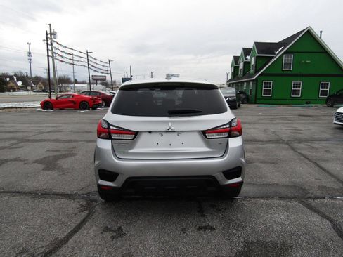 Used 2021 Mitsubishi Outlander Sport ES image 6