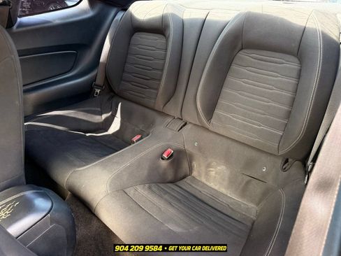 Used 2017 Ford Mustang GT RWD image 21